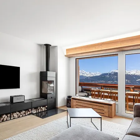 Altitude L Superior L View L Parking L By Cosyhome